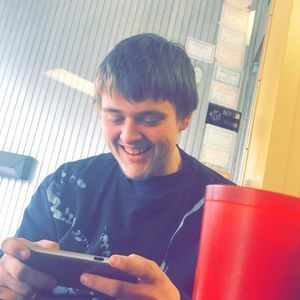 Meet your Posher, Aaron